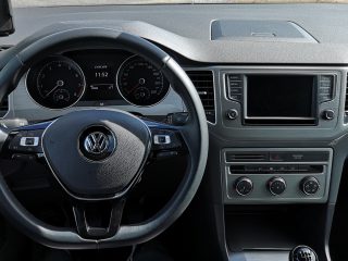 Volkswagen Golf Sportsvan - kokpit