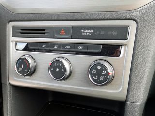 Volkswagen Golf Sportsvan - klimatyzacja